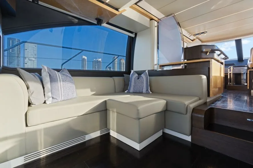 68ft Azimut yacht Paragon: Salon sofa and panoramic windows